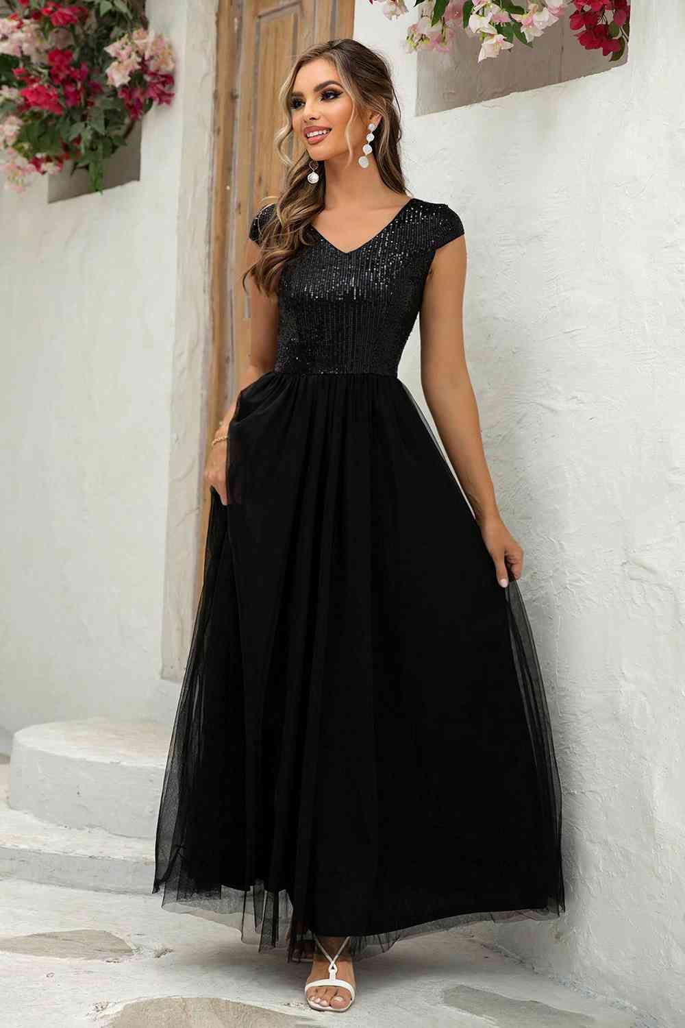 Sequin V-Neck Mesh Maxi Dress, Cuavan