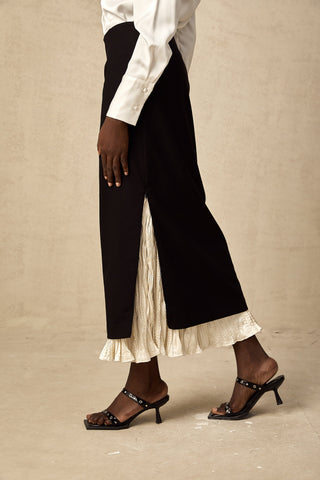 Héloïse Color-Blocked Panelled Skirt — Black & White