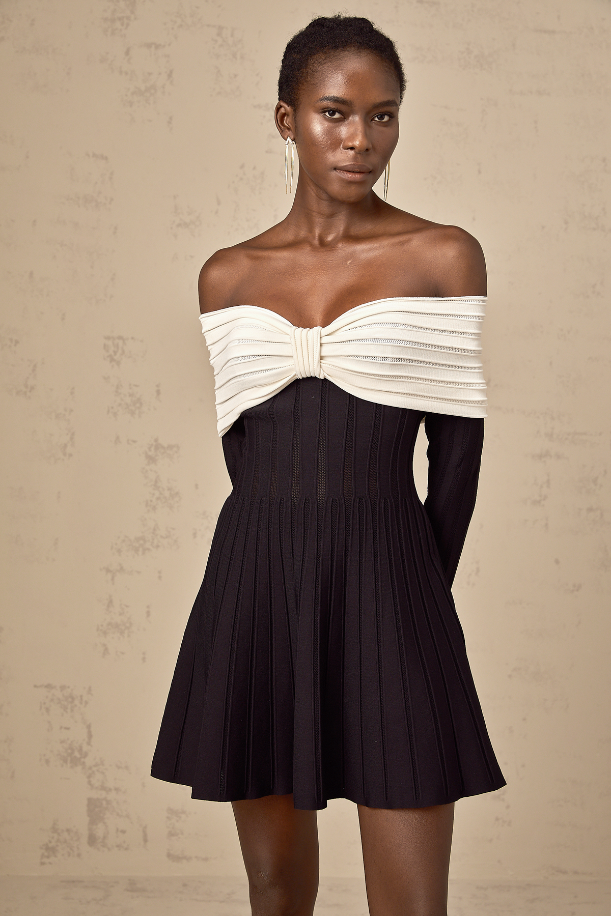 Justine Off-Shoulder Bow Knit Mini Dress — Black & White