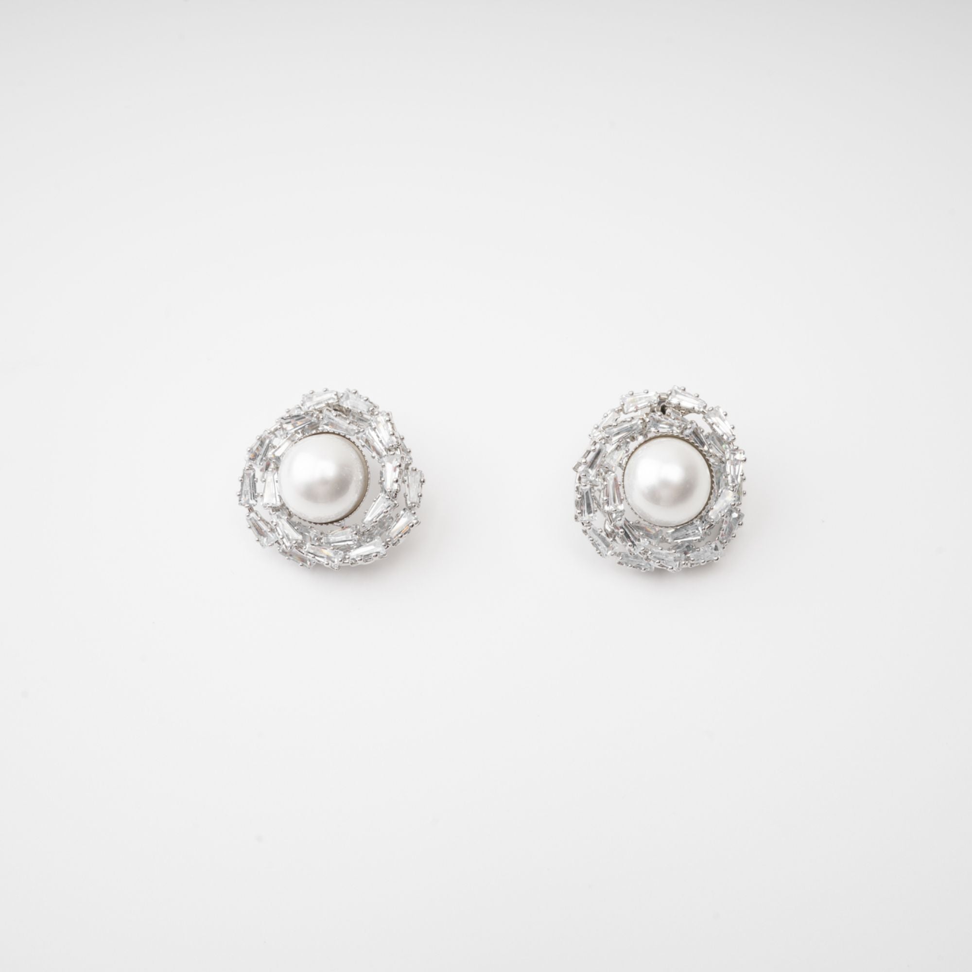 Emmelina Faux-Pearl Crystal Earrings, Cuavan