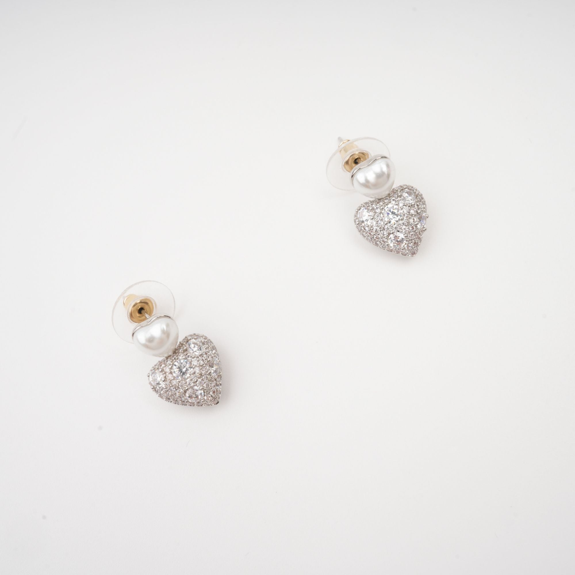 Kévina Heart Faux-Pearl Earrings, Cuavan