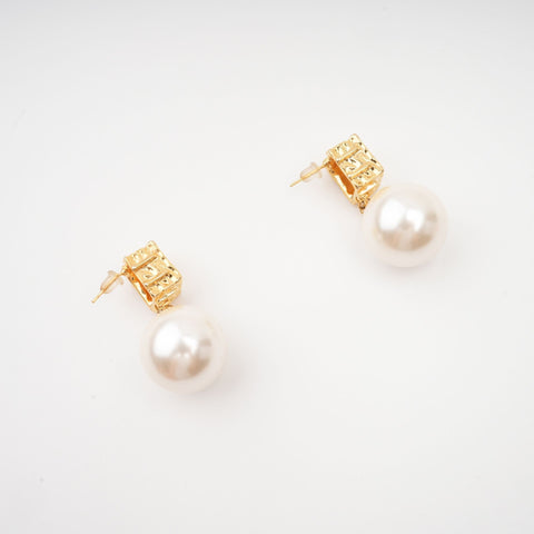 Elegant Faux-Pearl Drop Earrings