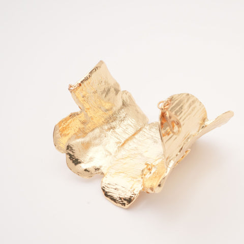 Suzette Faux Petal Bracelet, Cuavan
