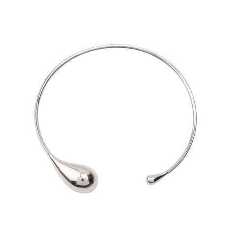 Axelle Teardrop Pendant Necklace, Cuavan