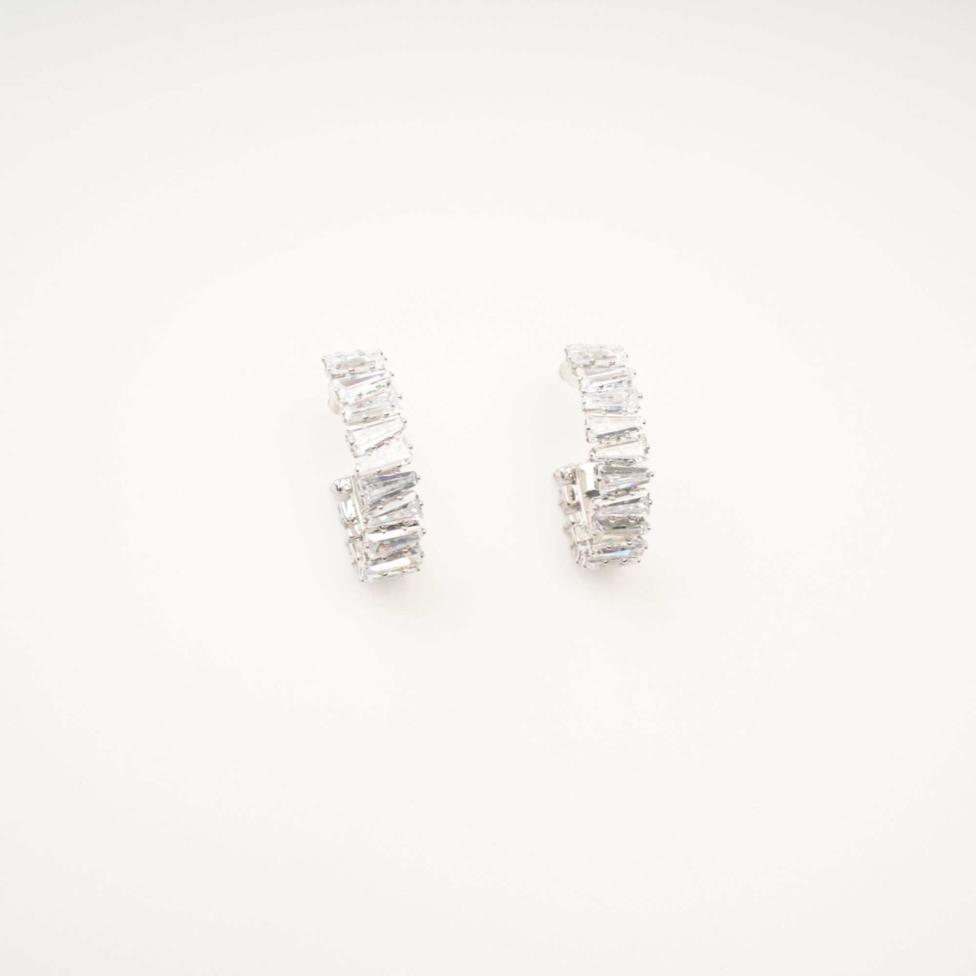 Ysabella Crystal Hoop Earrings, Cuavan