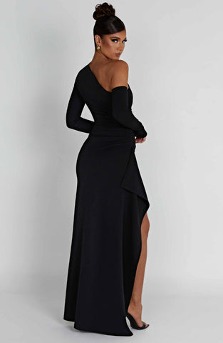 Abrielle Maxi Dress — Black, Cuavan