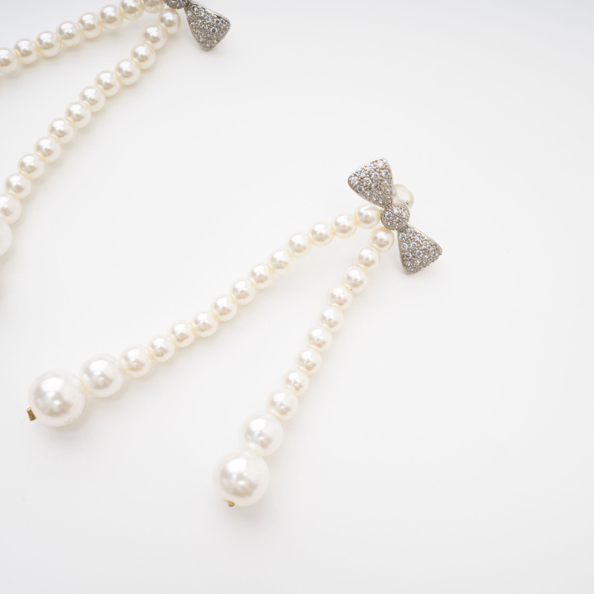 Élodie Pearl-Accented Stud Earrings, Cuavan