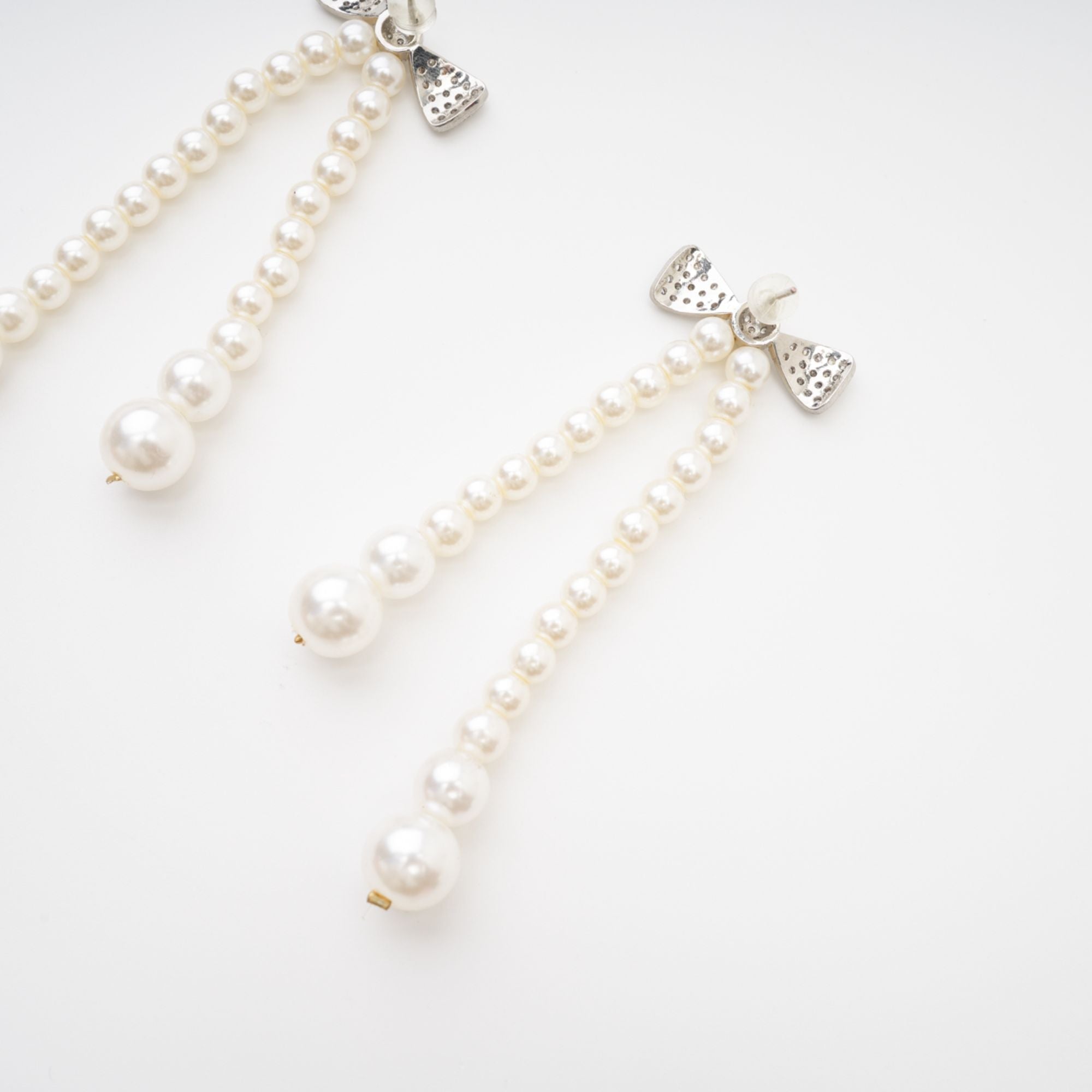 Élodie Pearl-Accented Stud Earrings, Cuavan