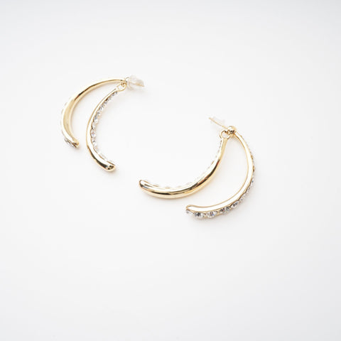 Mathilde Curved-Edge Statement Earrings