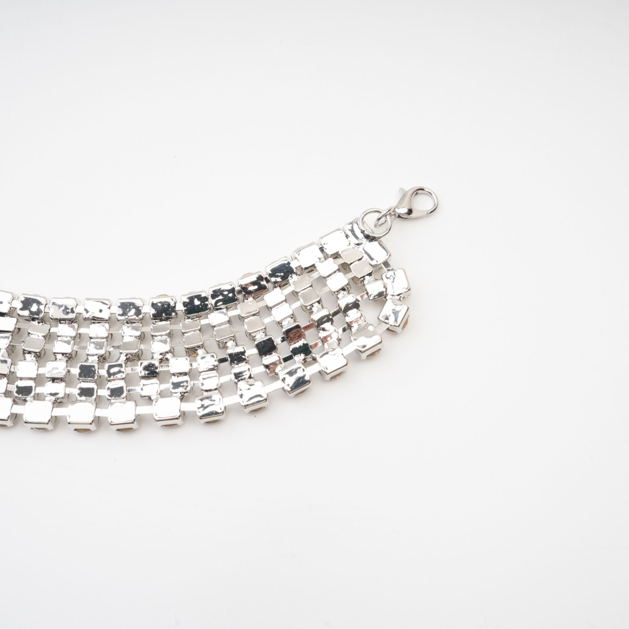 Thaïs Layered Crystal Necklace, Cuavan