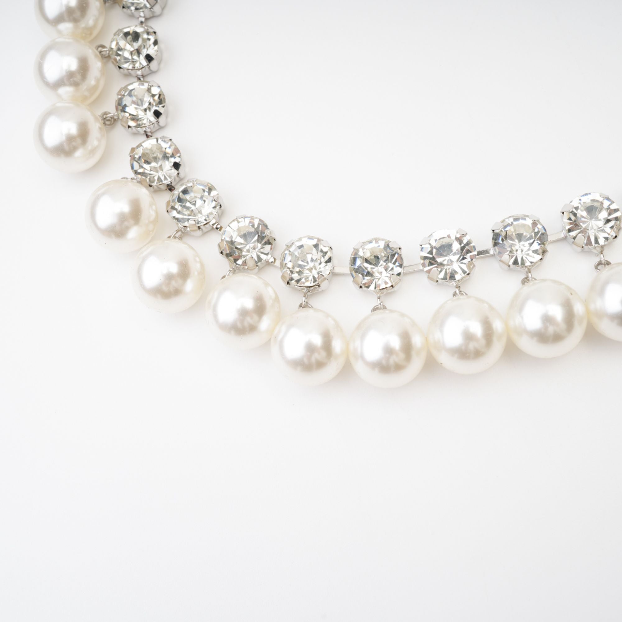 Valérie Layered Pearl Necklace, Cuavan