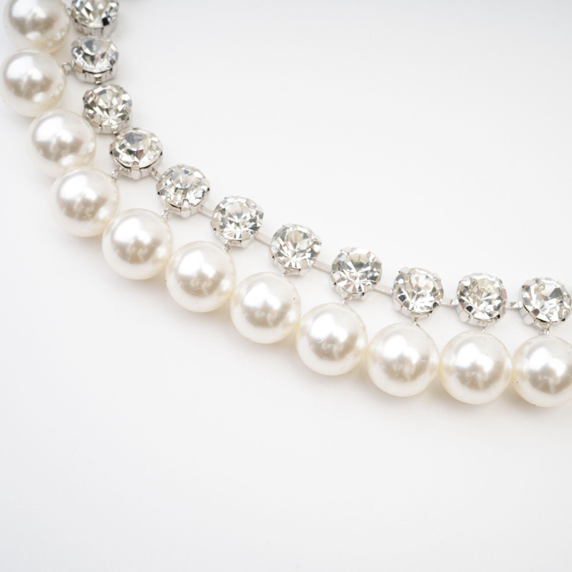 Valérie Layered Pearl Necklace, Cuavan